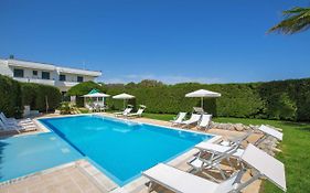 Residence Punta Cassano - In piscina sulla spiaggia di sabbia